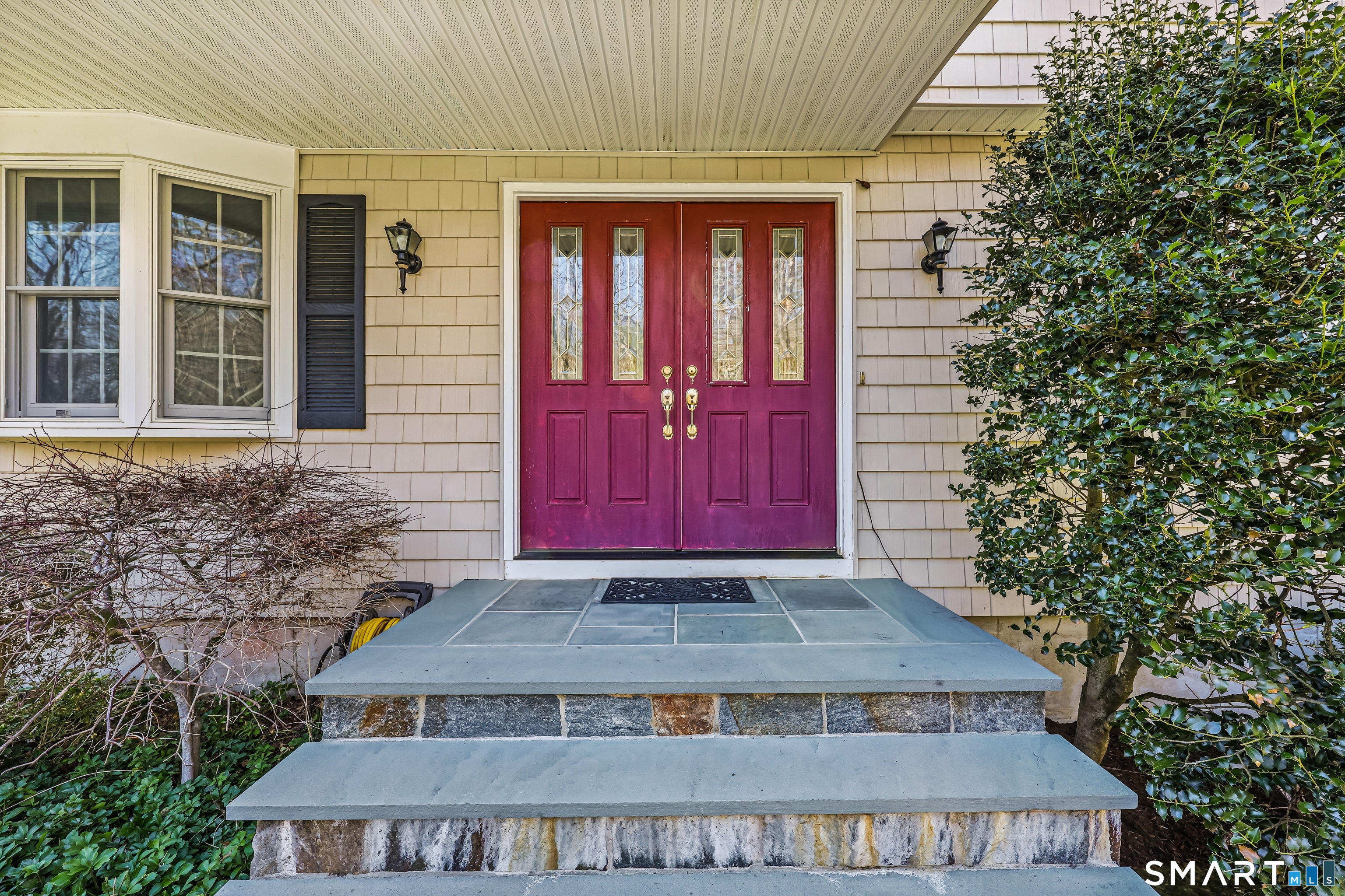 145 Wilton Road East Ridgefield, CT 06877 - Photo 32 of 35 Welcome home!