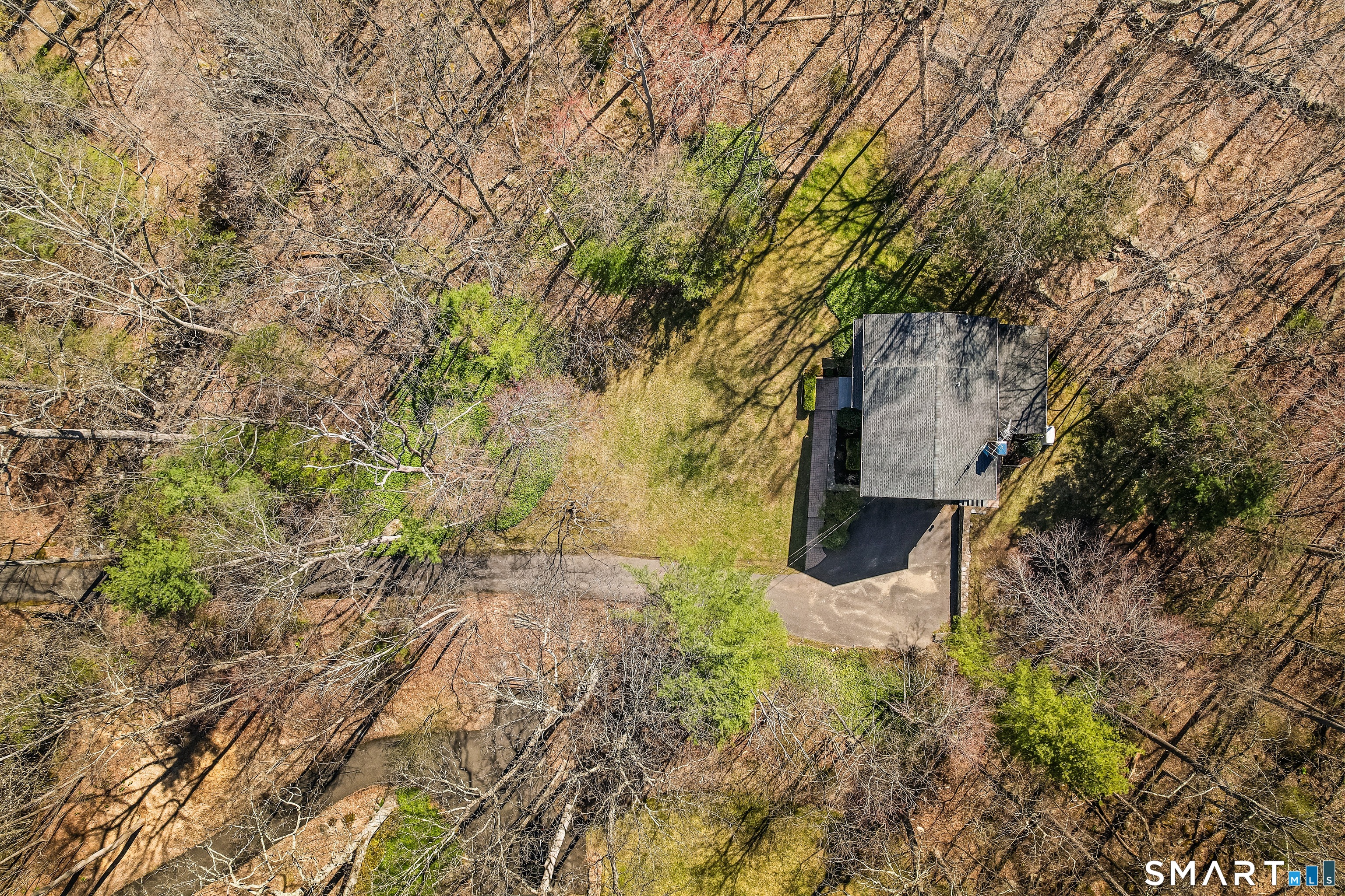 145 Wilton Road East Ridgefield, CT 06877 - Photo 5 of 35 So close to town, yet so private!