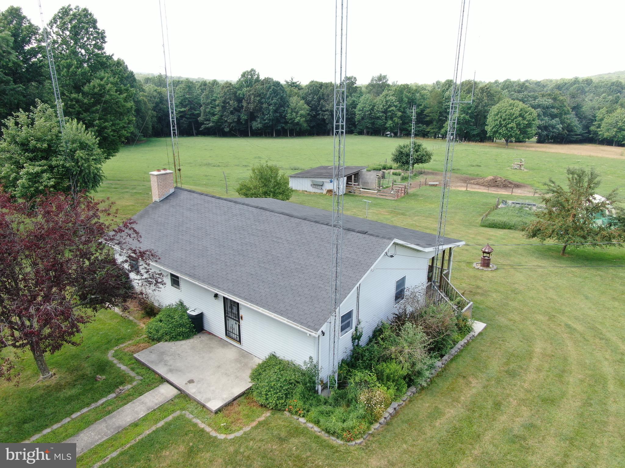 4745 Spruce Road Fayetteville, PA 17222 - Photo 6 of 90