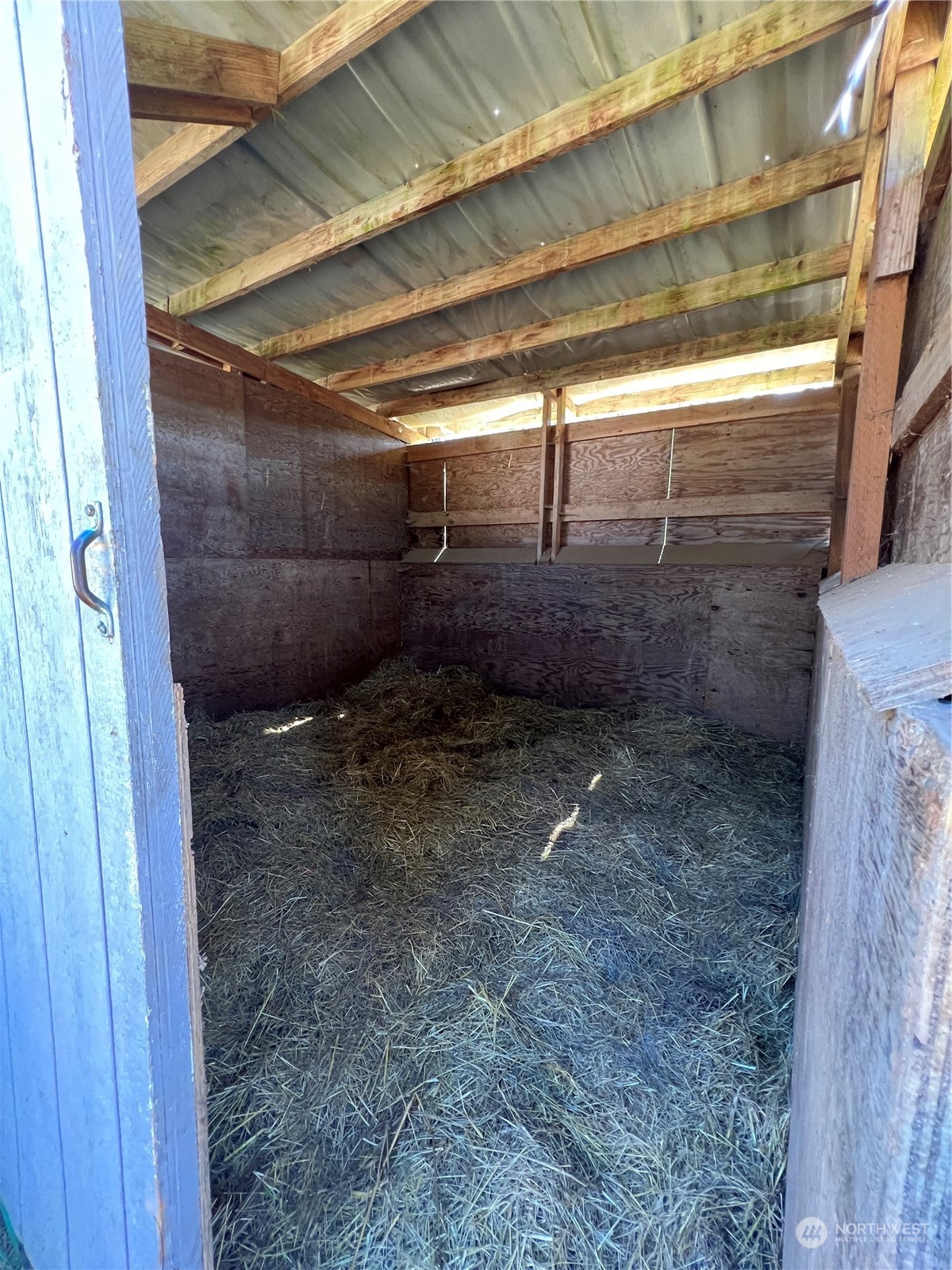 226 Limmer Road Winlock, WA 98596 - Photo 26 of 32 a bathroom with a shower