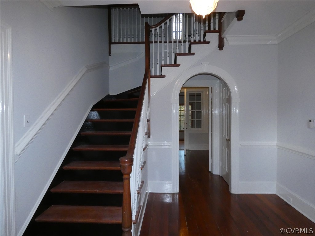 1105 Overbrook Road Petersburg, VA 23805 - Photo 6 of 40 Gallery Image 6