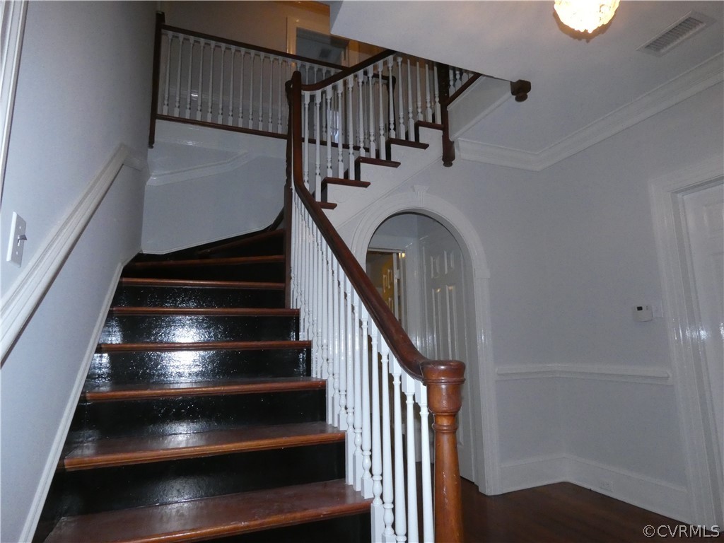 1105 Overbrook Road Petersburg, VA 23805 - Photo 7 of 40 Gallery Image 7