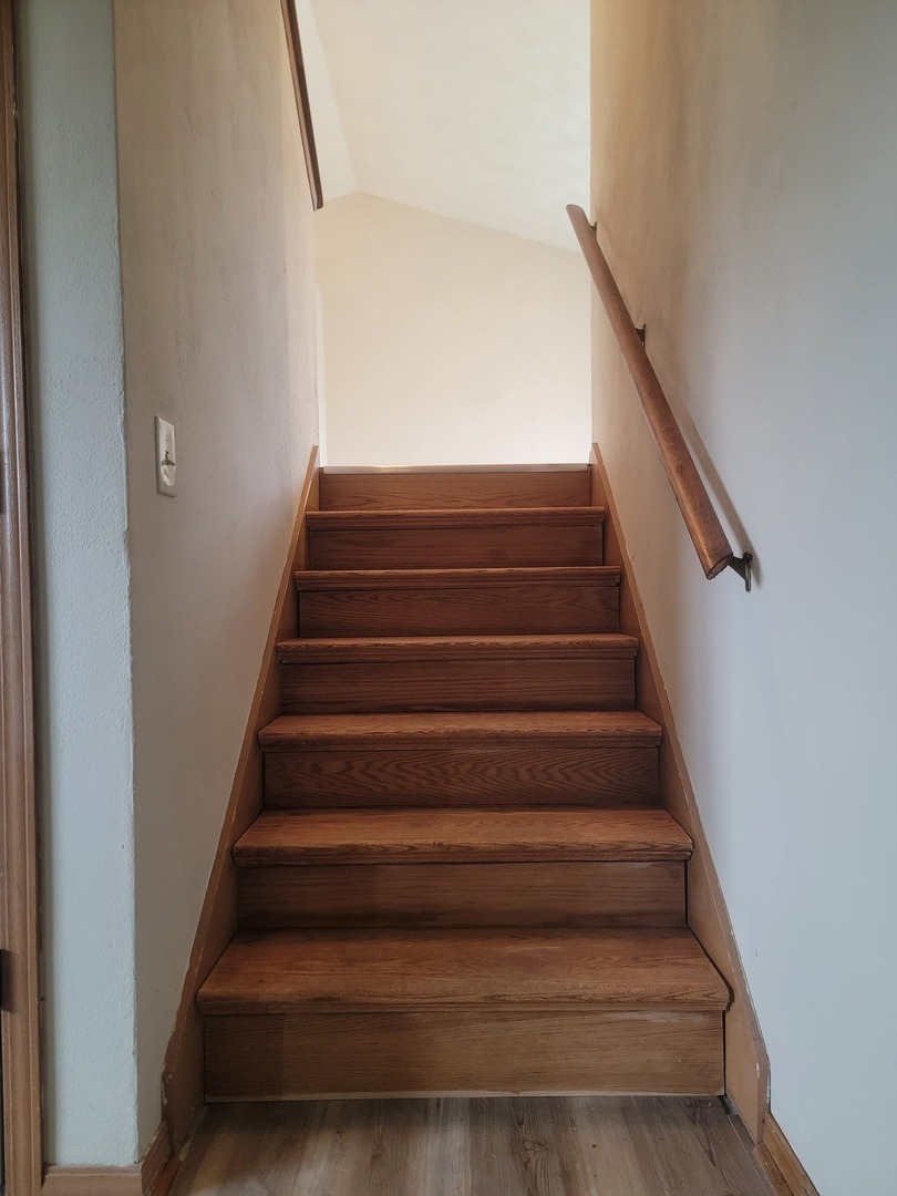 614 Bayfield Road Rockton, IL 61072 - Photo 19 of 42 a view of entryway