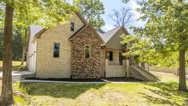 $875,000 | 621 Bradley Lane, Bath Springs, TN 38311