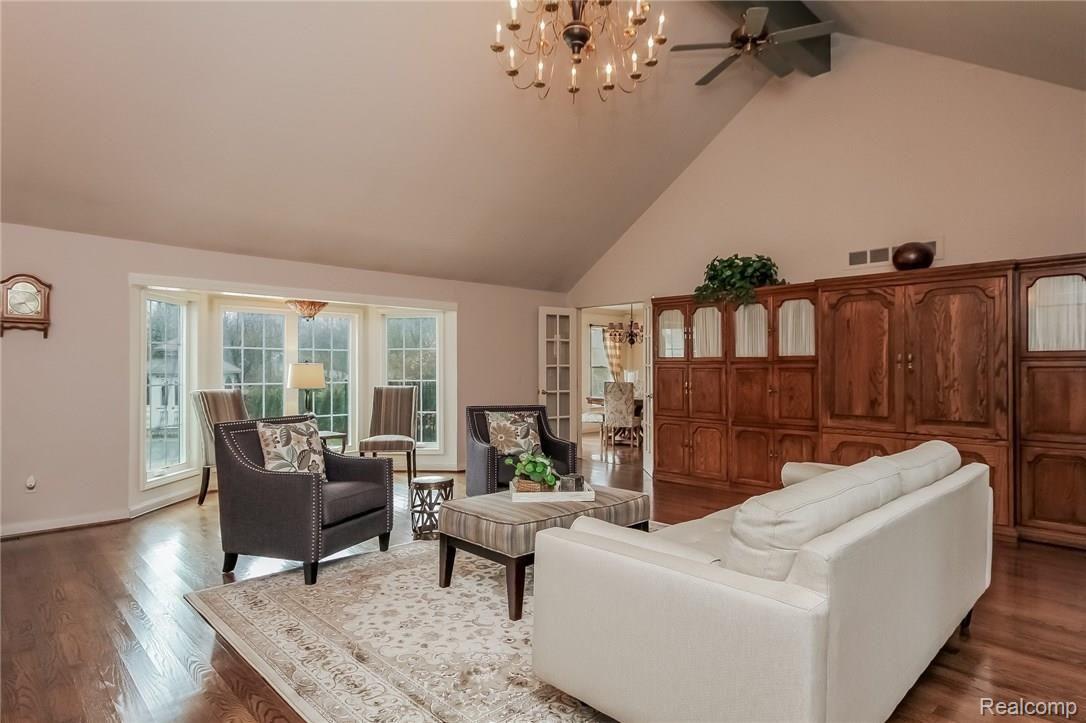 4750 Napier Road Canton, MI 48187 - Photo 10 of 97 010-Great_Room-2225711-medium.jpg