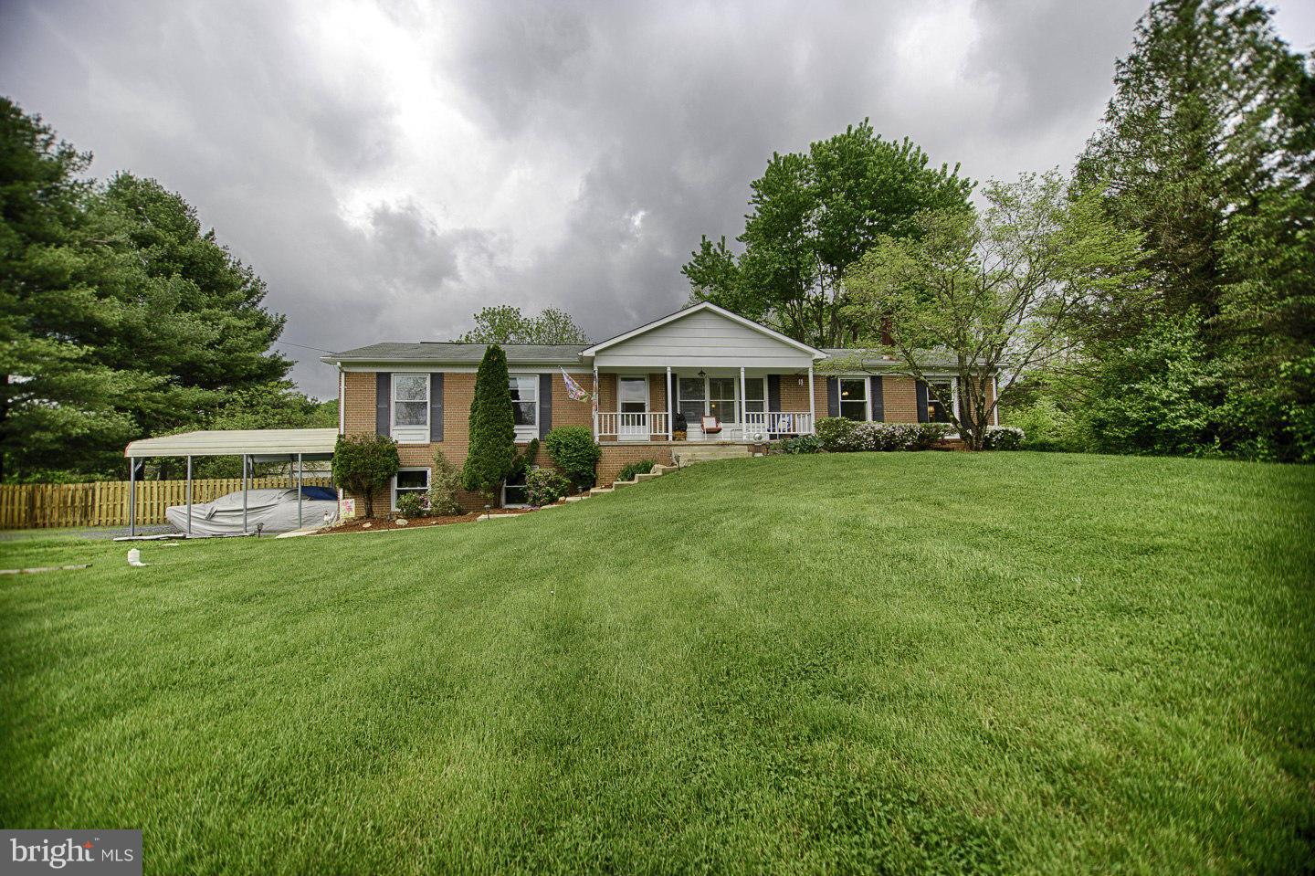 5810 Howellsville Road Front Royal, VA 22630 - Photo 1 of 30 Exterior (Front)