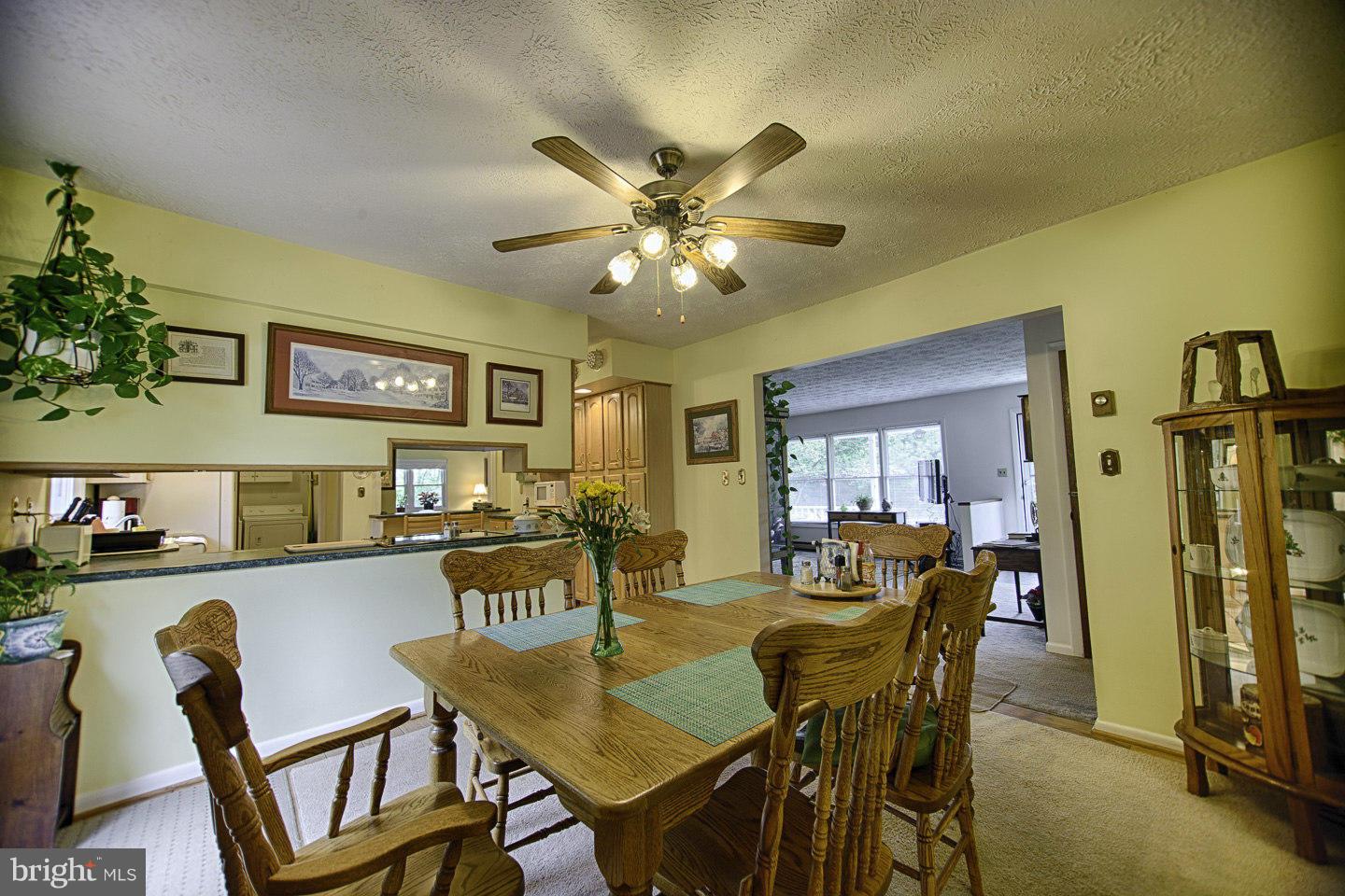 5810 Howellsville Road Front Royal, VA 22630 - Photo 15 of 30 Dining Room