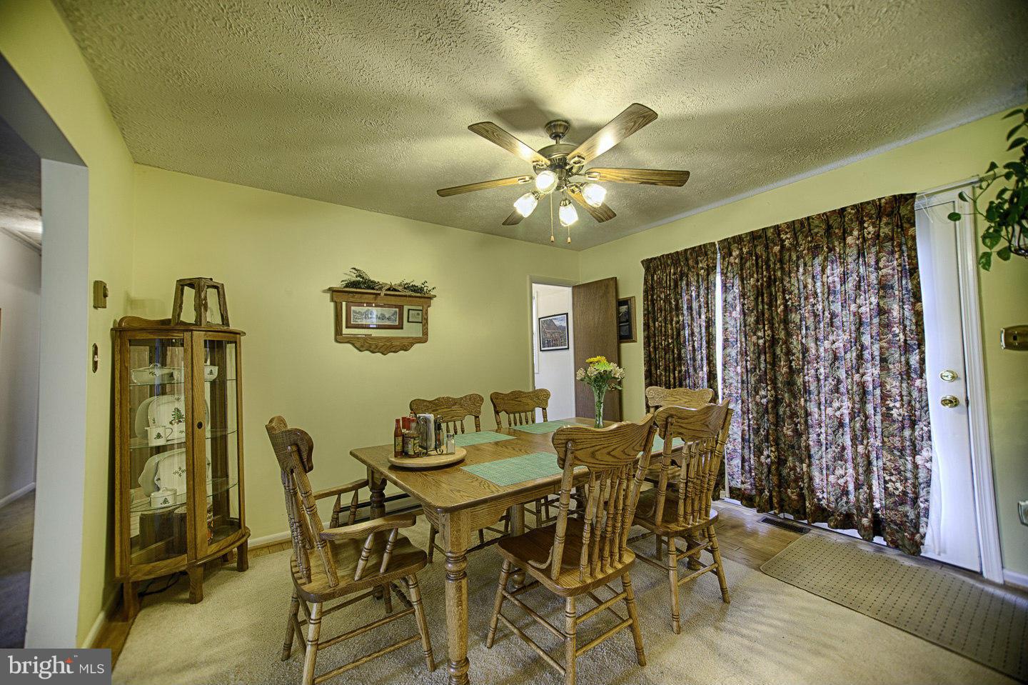 5810 Howellsville Road Front Royal, VA 22630 - Photo 16 of 30 Dining Room