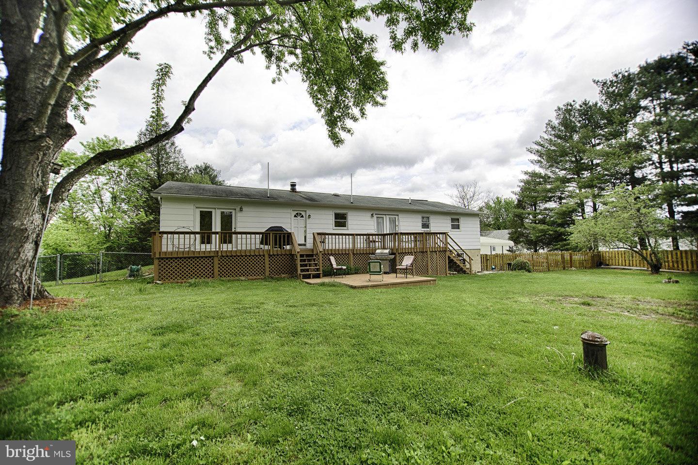 5810 Howellsville Road Front Royal, VA 22630 - Photo 28 of 30 Exterior (Rear)