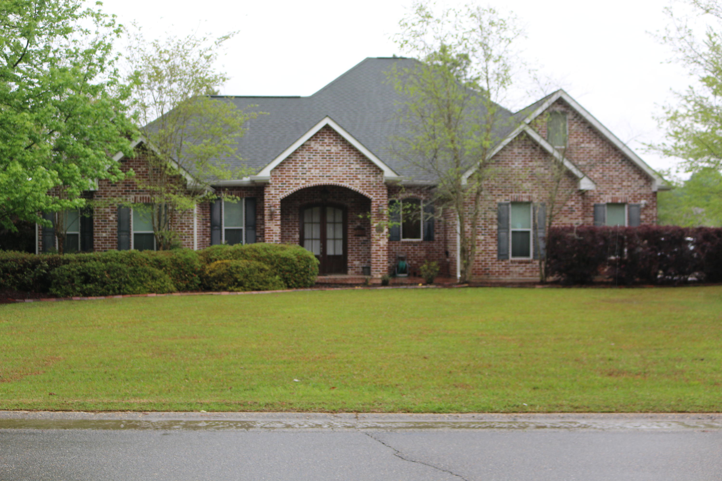6021 The Wds Road Picayune, MS 39466 - Photo 1 of 31 IMG_7875
