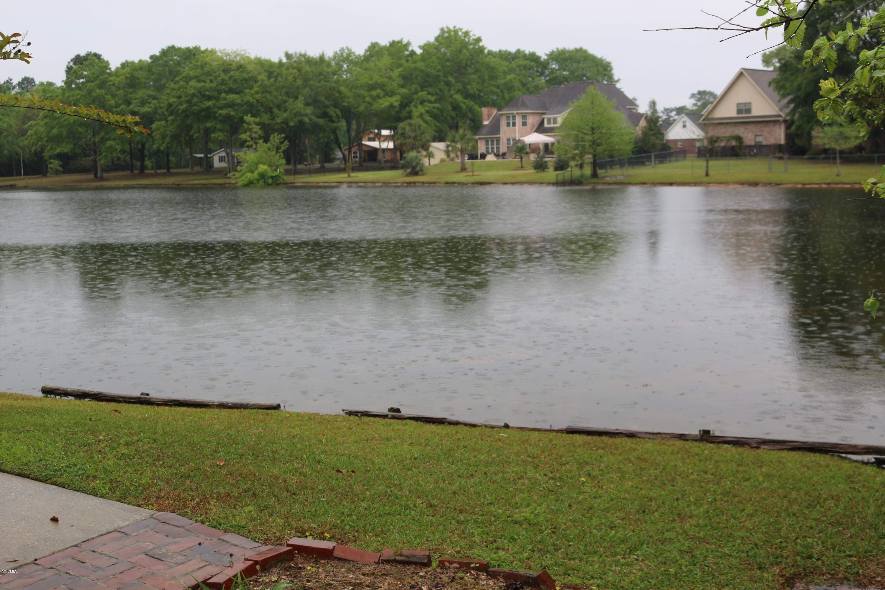 6021 The Wds Road Picayune, MS 39466 - Photo 12 of 31 IMG_7868