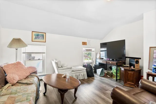 $295,000 | 254 Union Street, Bennington, VT 05201