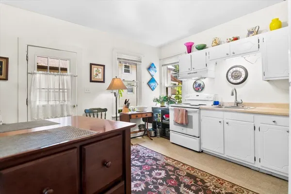 $295,000 | 254 Union Street, Bennington, VT 05201