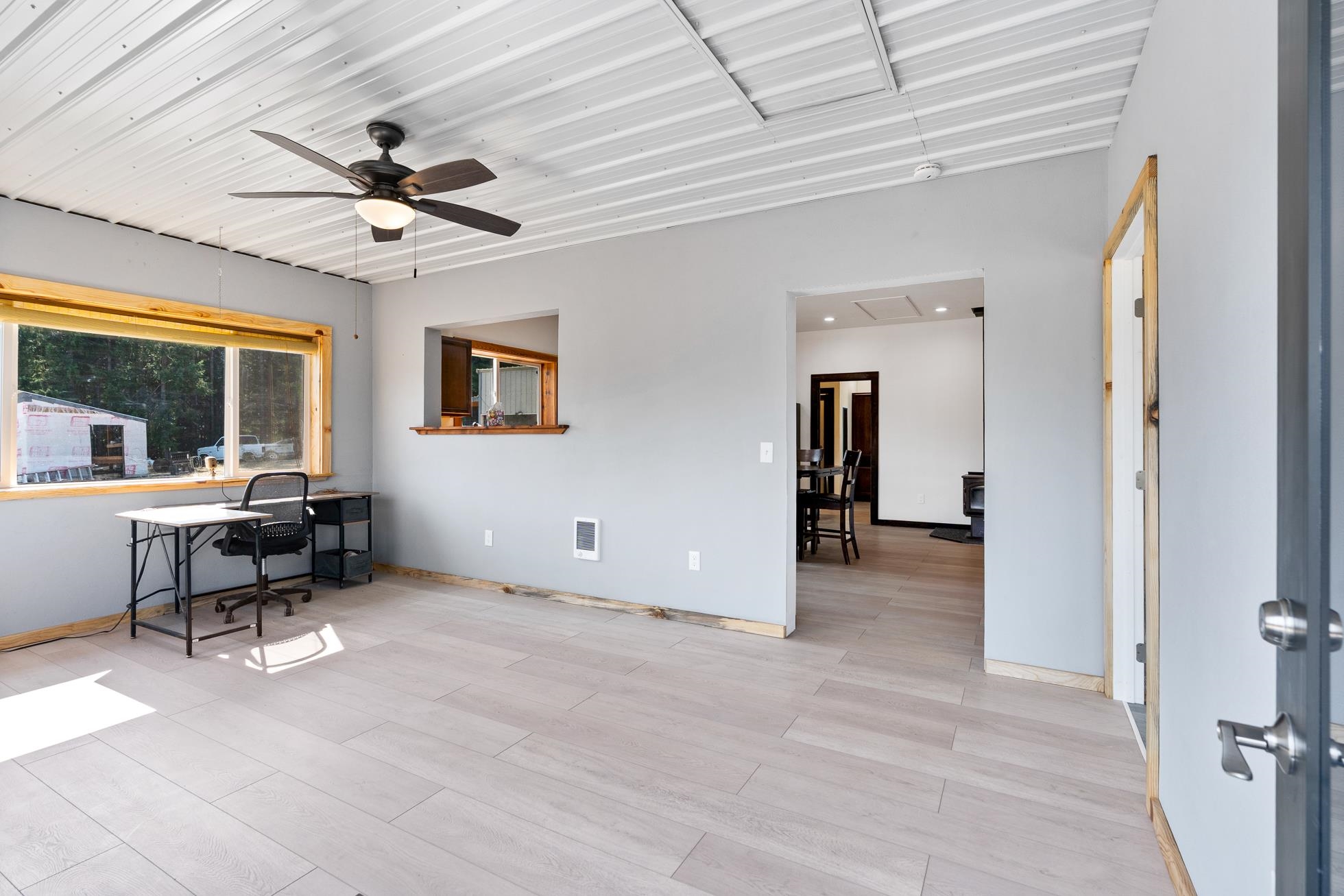 33825 North Dunn Road Chattaroy, WA 99003 - Photo 7 of 31