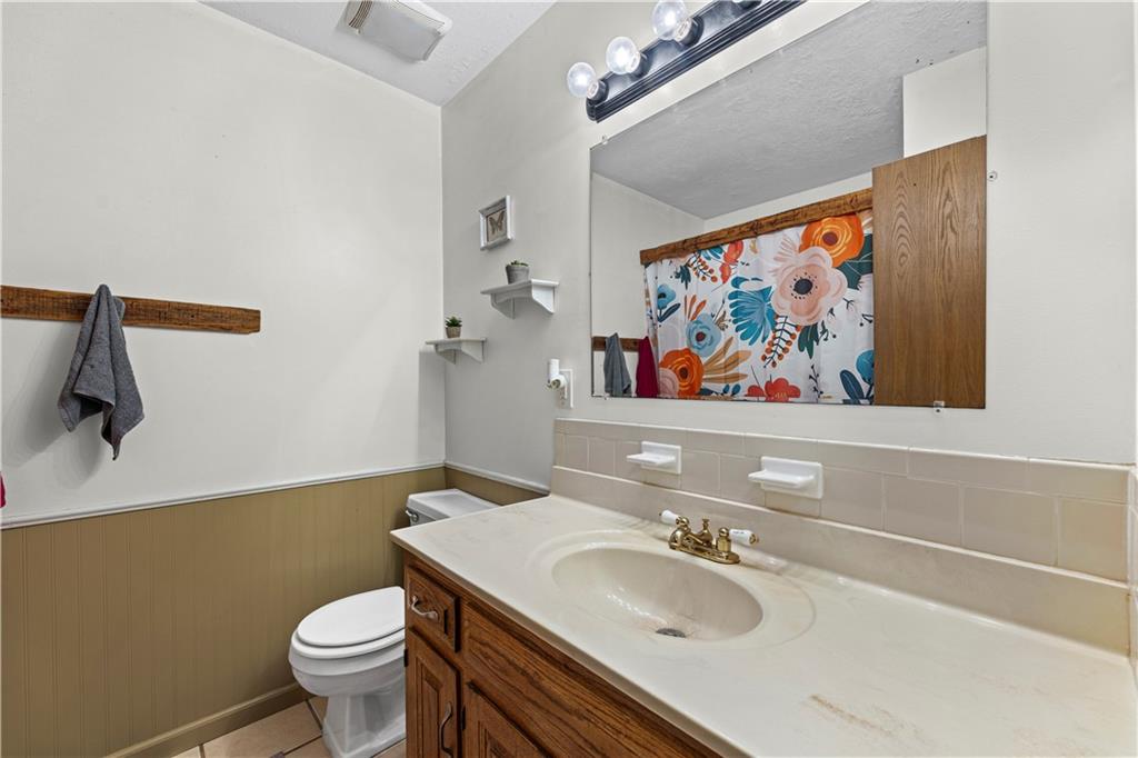 507 West Cambridge Road Belton, MO 64012 - Photo 22 of 31