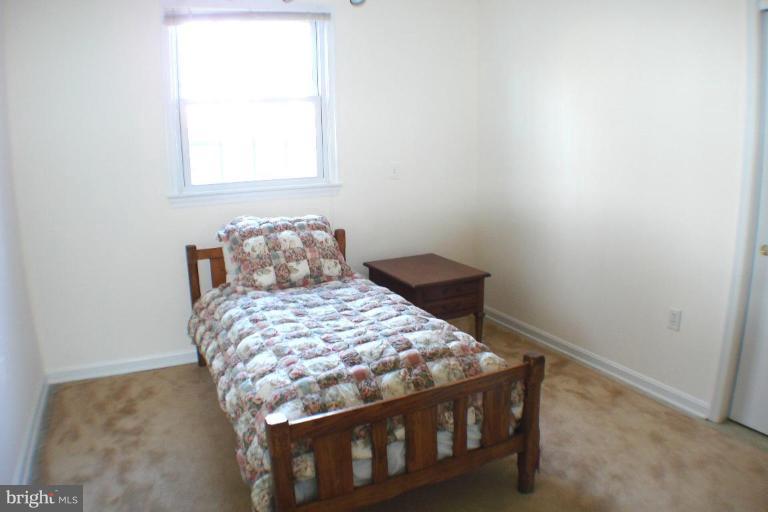 6251 Park Road McLean, VA 22101 - Photo 18 of 20 Bedroom #1