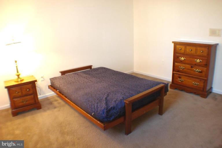 6251 Park Road McLean, VA 22101 - Photo 19 of 20 Bedroom #2