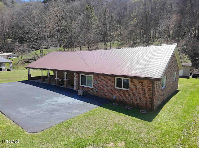 11432 Slate Creek Road Grundy, VA 24614 - Photo 1 of 25 IMG_2506
