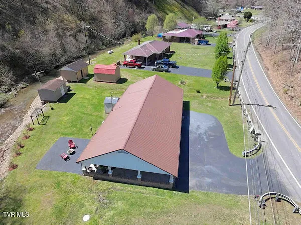 $169,000 | 11432 Slate Creek Road, Grundy, VA 24614