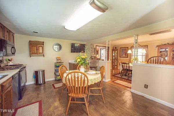 $169,000 | 11432 Slate Creek Road, Grundy, VA 24614
