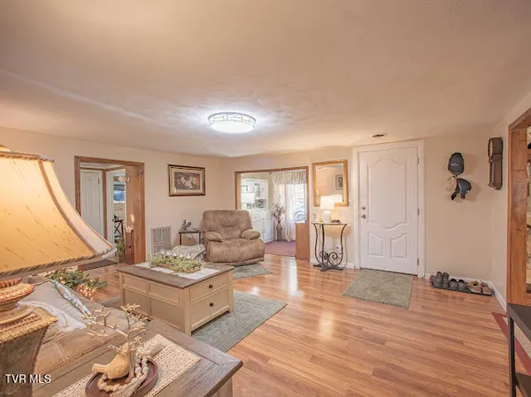 $169,000 | 11432 Slate Creek Road, Grundy, VA 24614