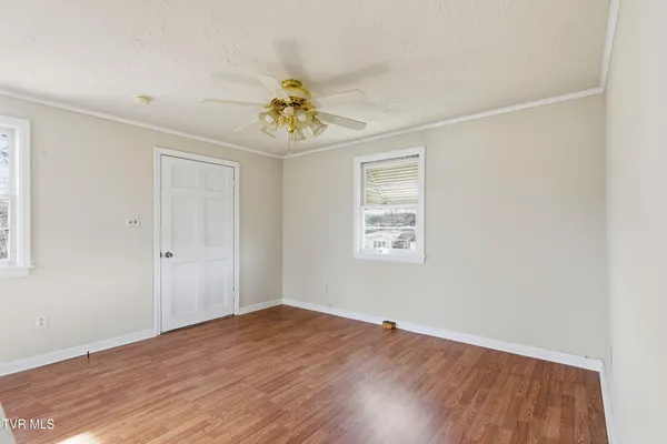 $284,900 | 328 Lincoln Avenue, Newport, TN 37821