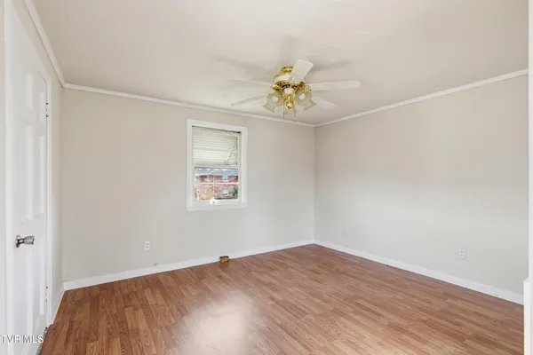 $284,900 | 328 Lincoln Avenue, Newport, TN 37821