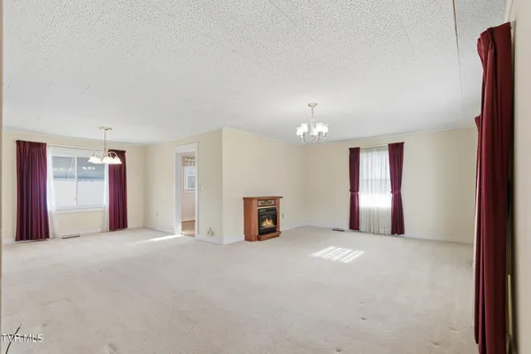 $284,900 | 328 Lincoln Avenue, Newport, TN 37821