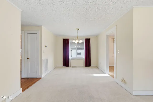 $299,900 | 328 Lincoln Avenue, Newport, TN 37821