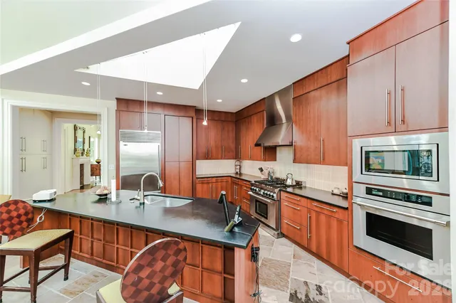 $3,795,000 | 606 Ardrey Circle, Davidson, NC 28036