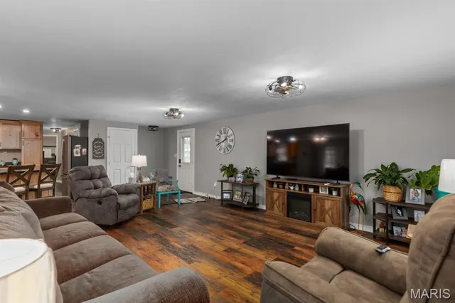 $159,000 | 210 Fulton Street, Gillespie, IL 62033