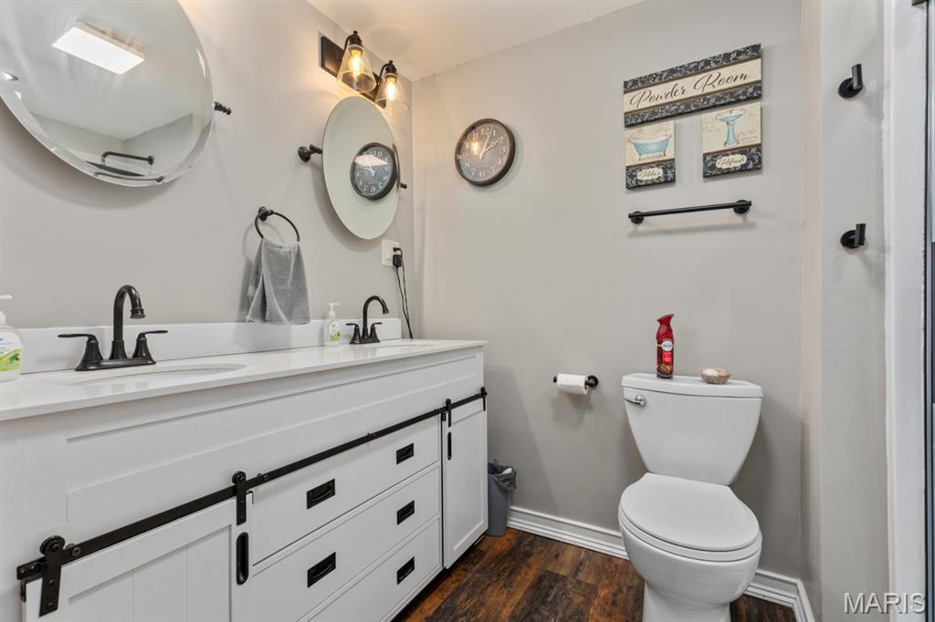 210 Fulton Street Gillespie, IL 62033 - Photo 26 of 32