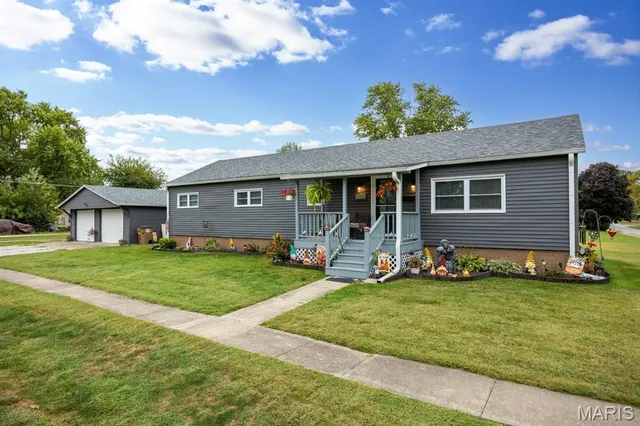 $159,000 | 210 Fulton Street, Gillespie, IL 62033