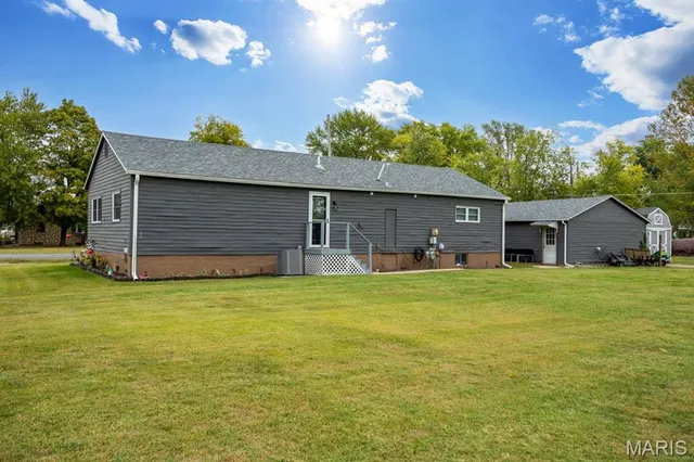 $159,000 | 210 Fulton Street, Gillespie, IL 62033