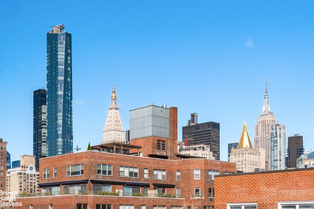 205 3rd Avenue, Unit 17L Manhattan, NY 10003 - Photo 10 of 10 a view of buildings