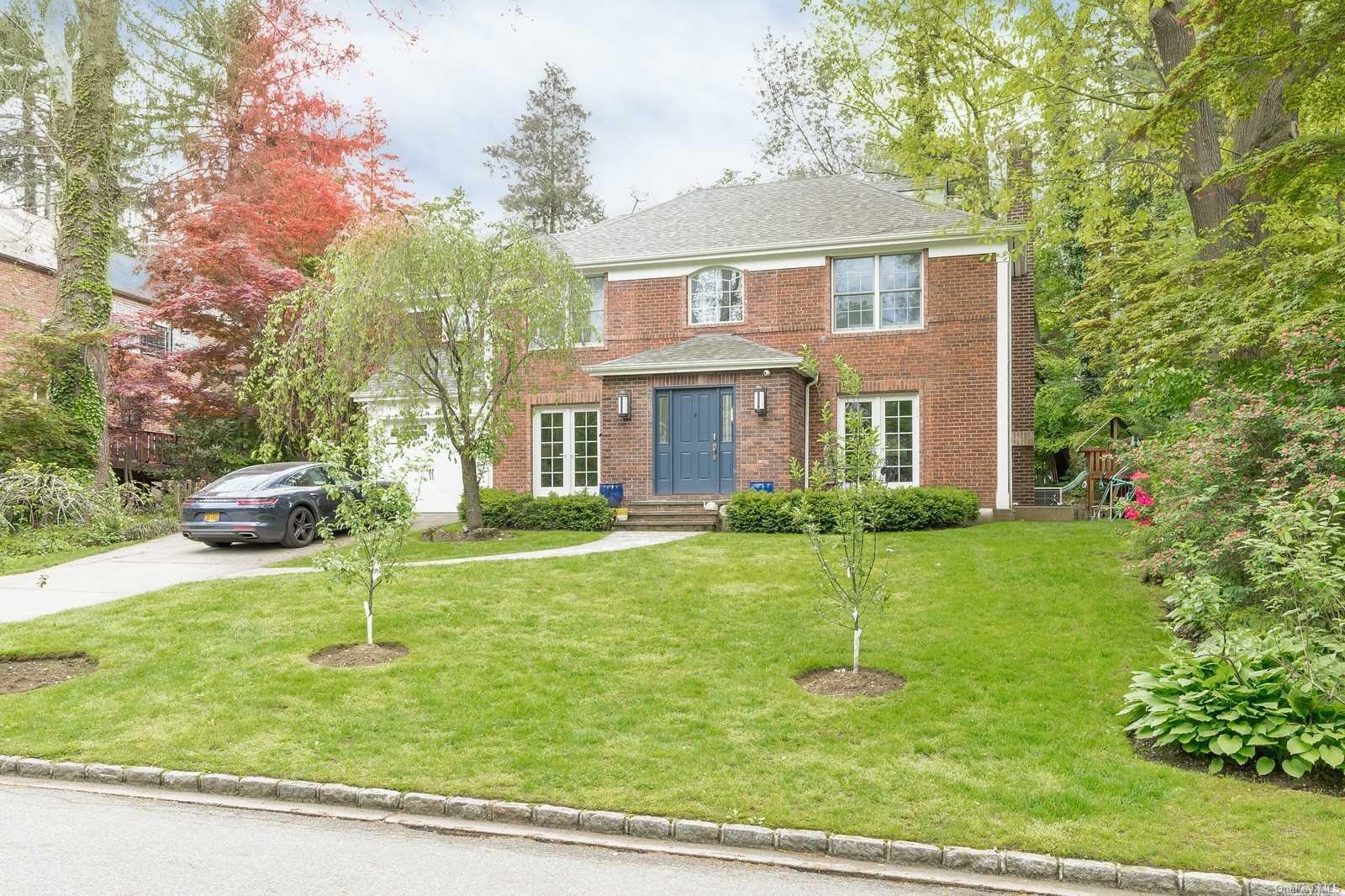 21 Strathmore Road Great Neck, NY 11023 - Photo 1 of 1