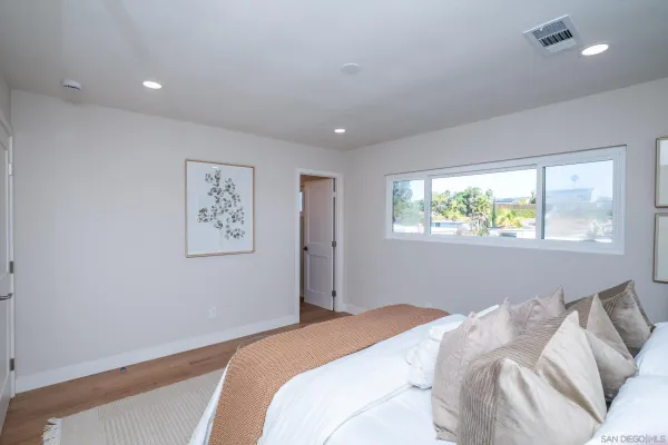 $1,799,900 | 6165 Agee Street, San Diego, CA 92122