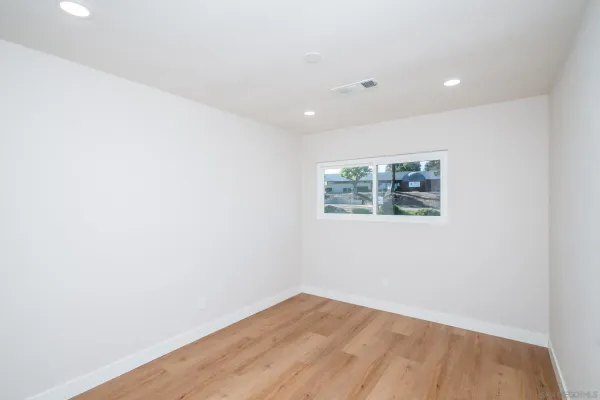 $1,799,900 | 6165 Agee Street, San Diego, CA 92122