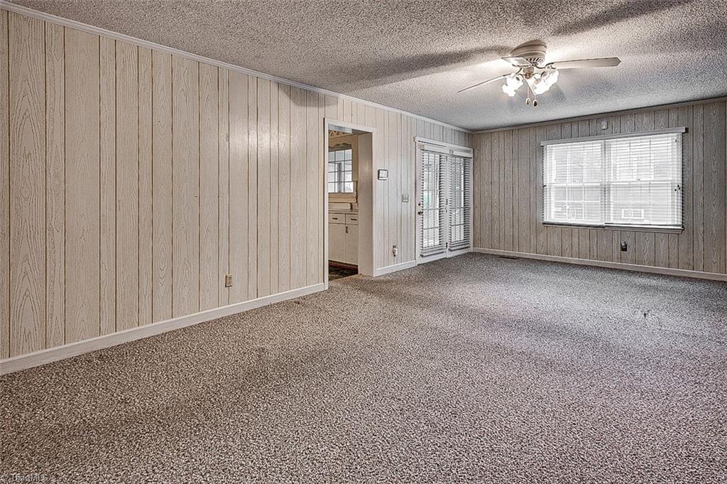 928 Cliff Road Asheboro, NC 27203 - Photo 22 of 39 Den