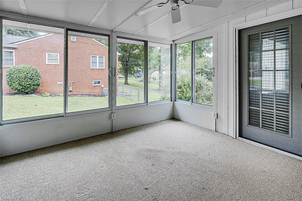 928 Cliff Road Asheboro, NC 27203 - Photo 24 of 39 Unheated Sunroom