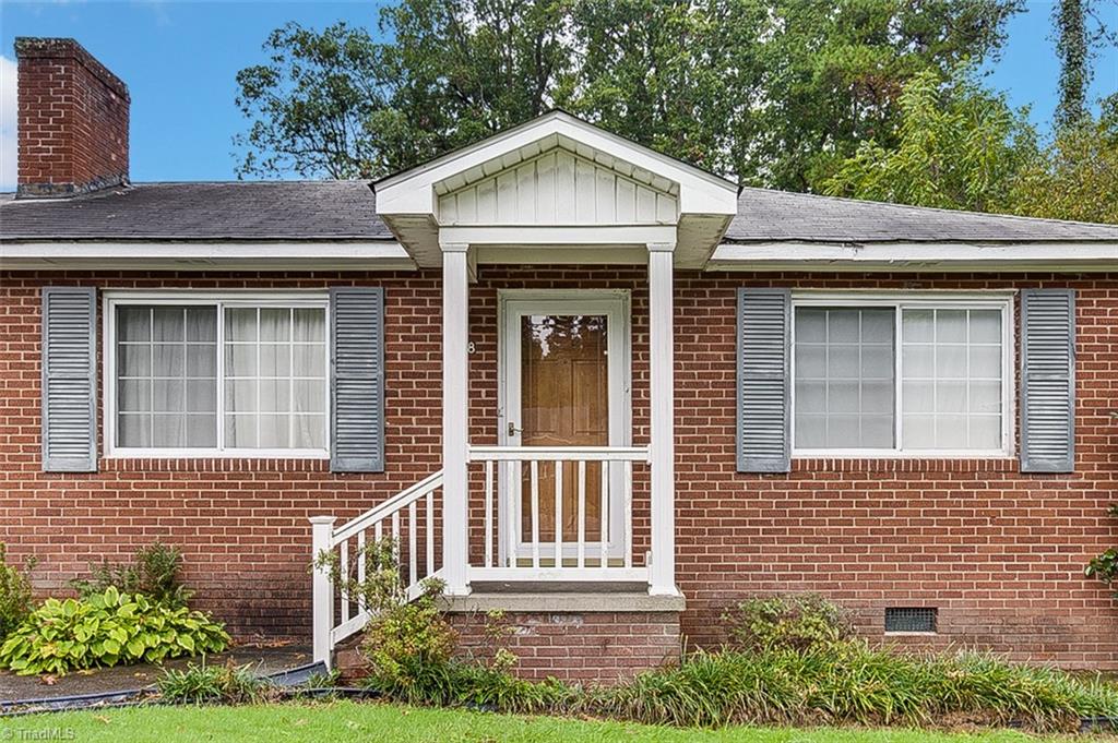 928 Cliff Road Asheboro, NC 27203 - Photo 6 of 39 Front Exterior