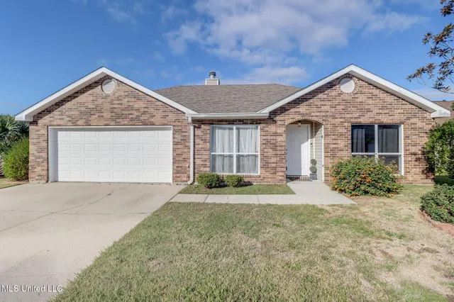 $275,000 | 2082 Juniper Drive, Biloxi, MS 39532