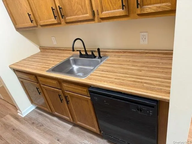 $2,400 | 276 Temple Hill Road, Unit 2606, New Windsor, NY 12553