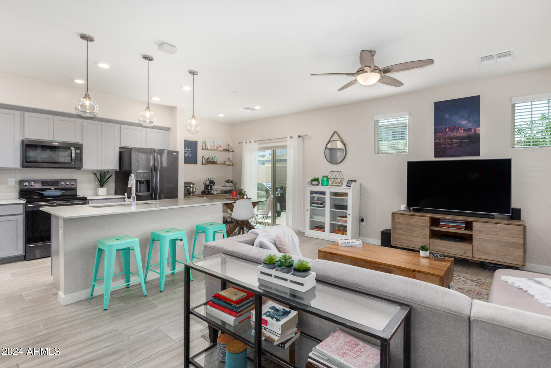 1825 East Frye Road, Unit 103 Gilbert, AZ 85295 - Photo 1 of 39 06 - Frye