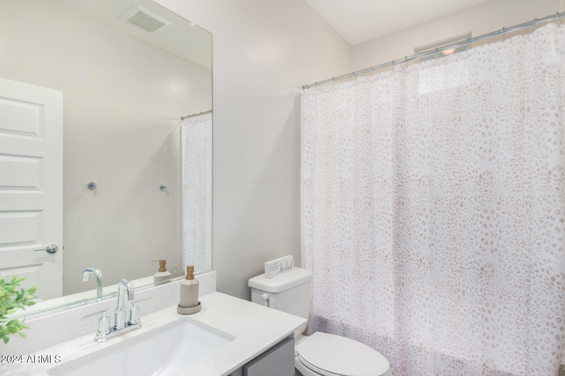 1825 East Frye Road, Unit 103 Gilbert, AZ 85295 - Photo 23 of 39 22 - Frye