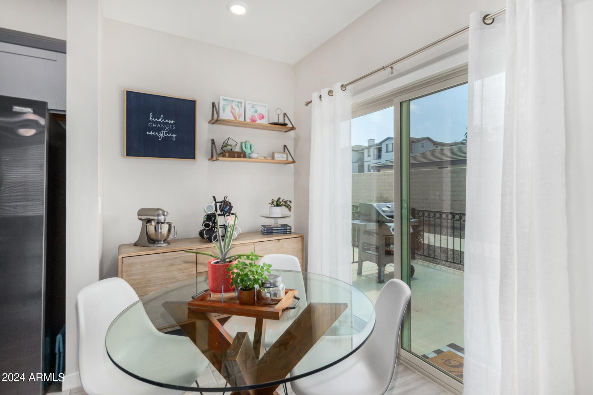 1825 East Frye Road, Unit 103 Gilbert, AZ 85295 - Photo 8 of 39 09 - Frye