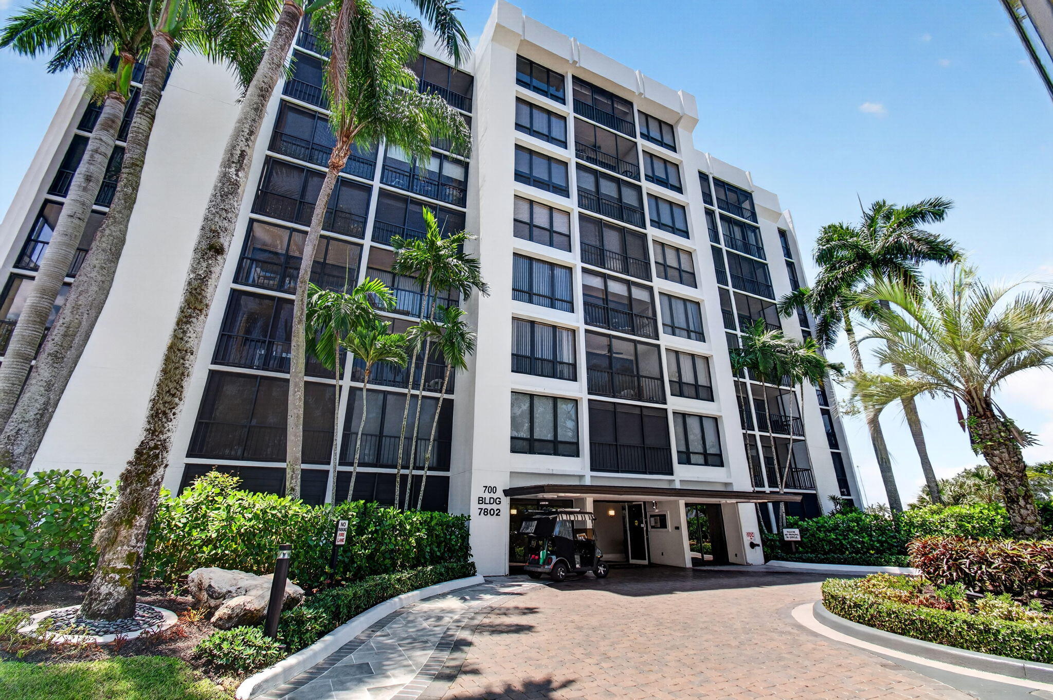 7802 Lakeside Boulevard, Unit 731 Boca Raton, FL 33434 - Photo 3 of 102 2-web-or-mls-DSC_6194