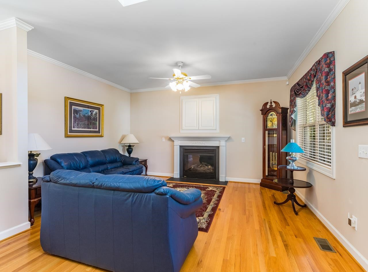 6425 Nowell Pointe Drive Raleigh, NC 27607 - Photo 6 of 30 Photo 6
