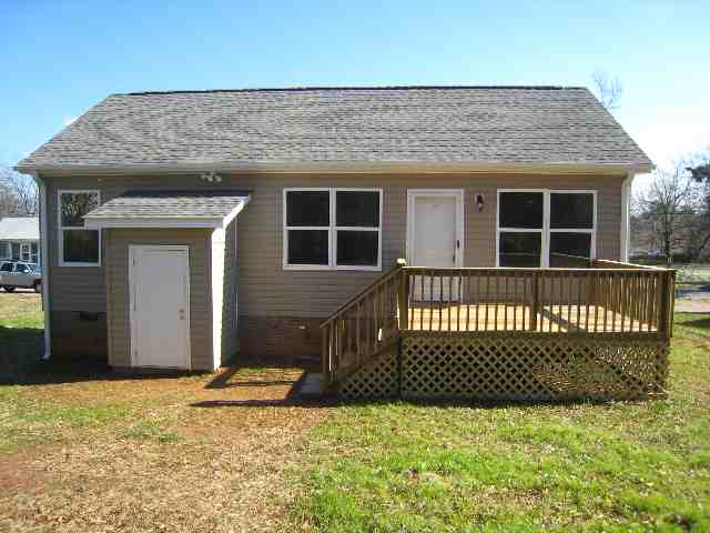 129 Spring Street Greer, SC 29650 - Photo 2 of 7 Gallery Image 2