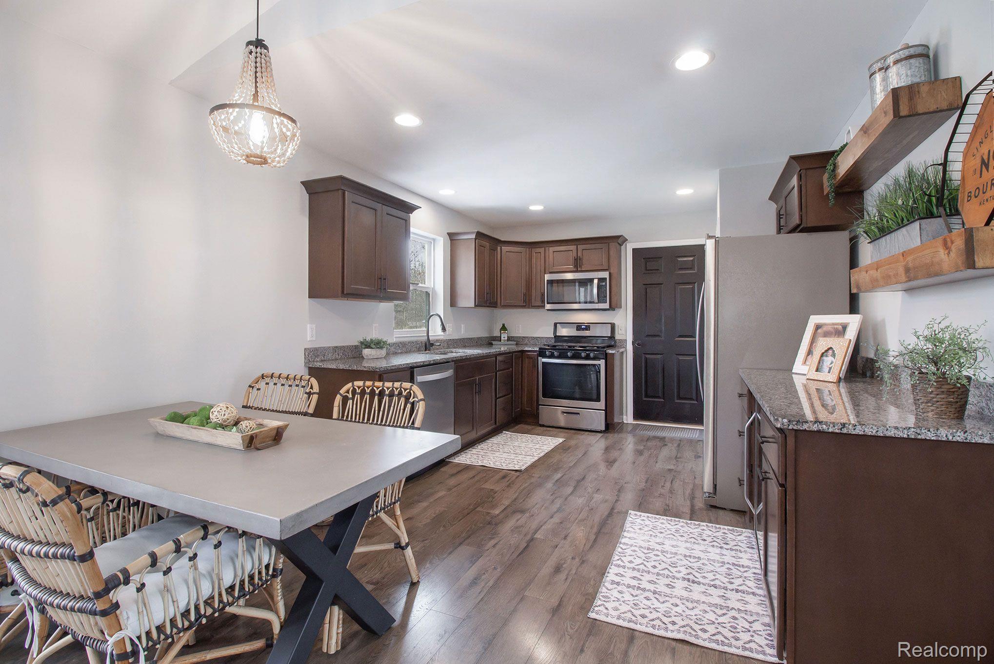 50 Small Way Howell, MI 48843 - Photo 5 of 29 Gallery Image 5